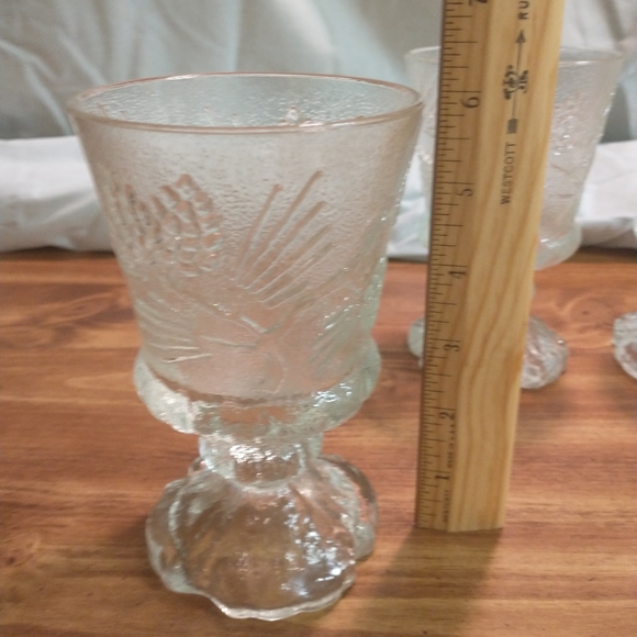 Tiara Indiana Glass Ponderosa Pine Cone Tree Footed Goblet Cup 6'” Christmas 4pc - Picture 8 of 9